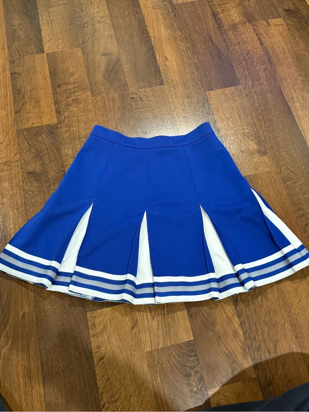 Vintage cheerleading skirt - blue & white size 7